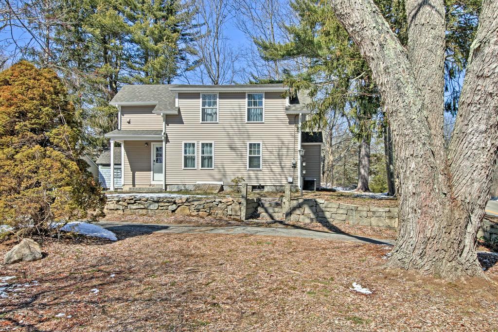 Remodeled Farmhouse In Waterford Near 2 Beaches! - thumb 2