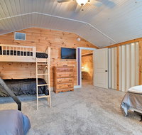 Remodeled Home 7 Miles to Cannon Mountain - Accommodation Los Angeles