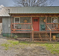 Remote Cabin with Fire Pit and Pond - Near Kentucky Lake - Accommodation Los Angeles