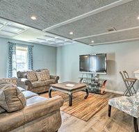 Renovated Mount Pocono Apt - 3.5 Mi. to Mount Airy - Accommodation Los Angeles