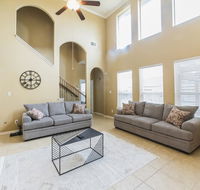 Renovated Richmond Roost-Shuffleboard & Espresso - Accommodation Los Angeles