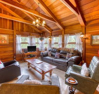 Retro Mountain Cabin - Accommodation Los Angeles