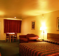 Riata Inn - Crystal City - Accommodation Los Angeles