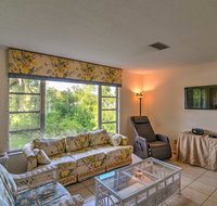 Riverside Dunnellon House with Private Dock & Kayaks! - Accommodation Los Angeles