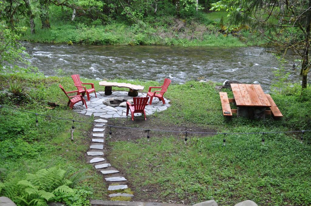 Riverside Retreat With Hot Tub - 13 Miles To Skibowl - thumb 1