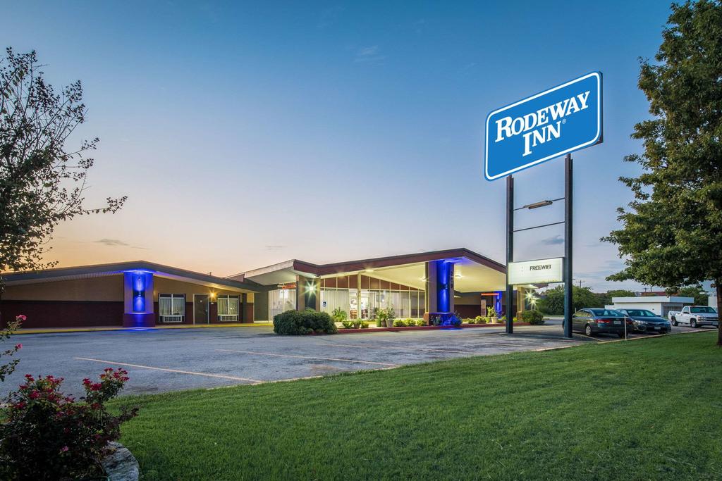 Rodeway Inn Georgetown - thumb 0