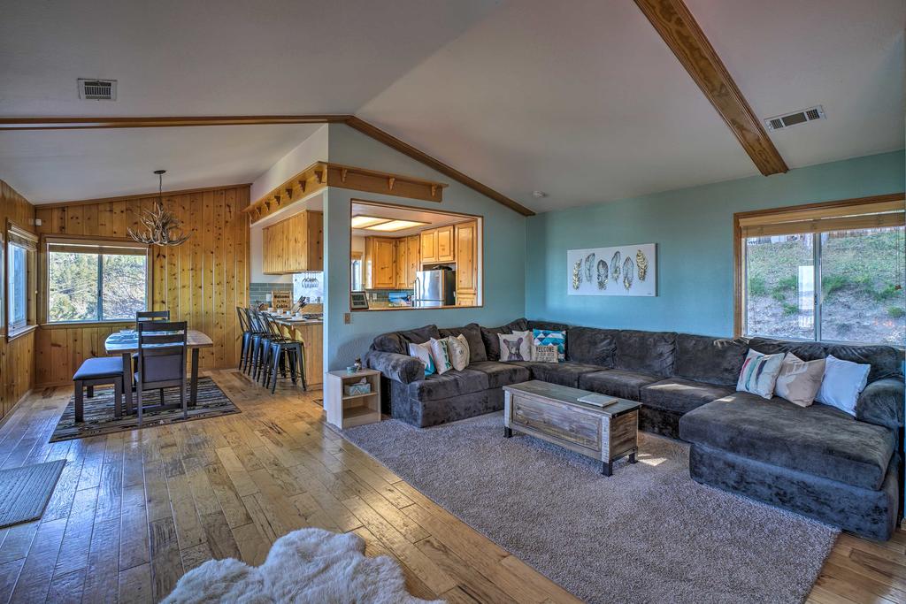 Running Springs Cabin W/ Deck & Mtn. Views! - thumb 3