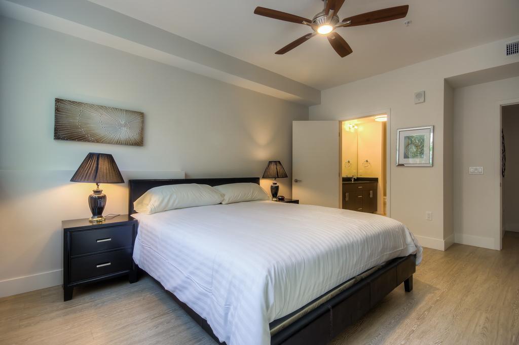 Runway Apartment C213 - thumb 3