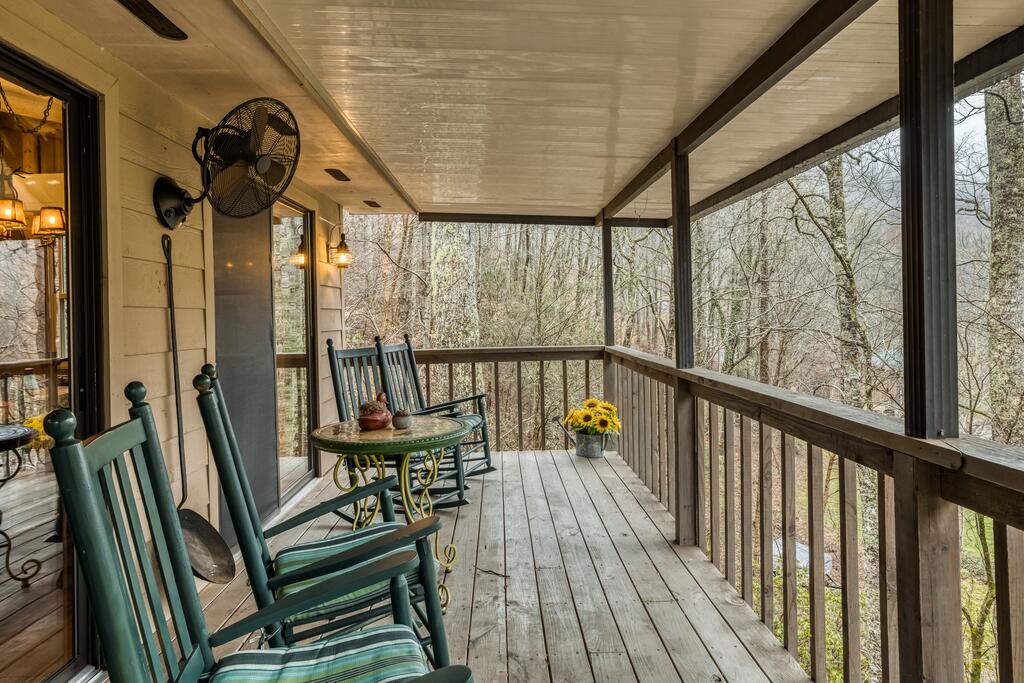 Rushing Creek Retreat - thumb 3