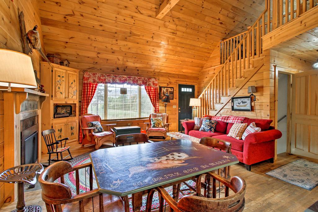 Rustic East Dover Home With Deck - Near Mount Snow! - thumb 3