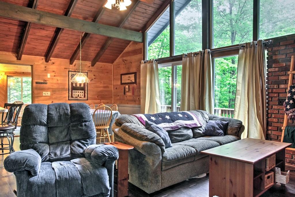 Rustic Forest Retreat - Near Hikes & Diana's Baths - thumb 2