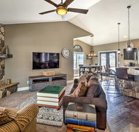 Rustic Glacier Gem with Mountain Views  Patio - Accommodation Los Angeles