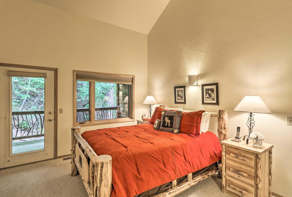 Rustic Home On Whitefish Mtn - Steps From Ski Run! - thumb 0
