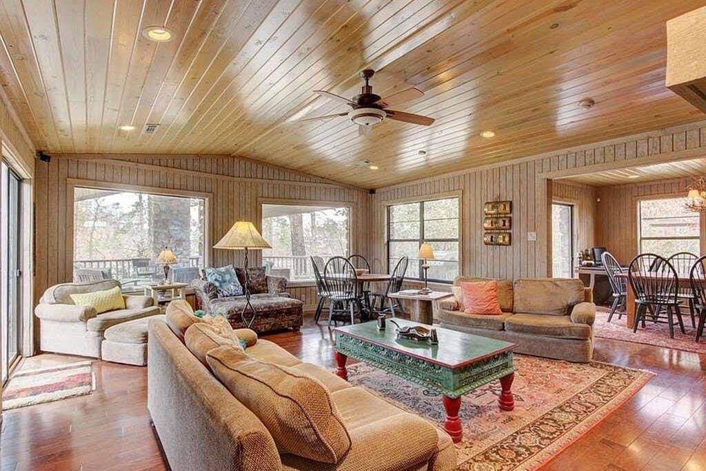 Rustic Lake House Retreat - Huge Deck - Boat Dock! - thumb 2