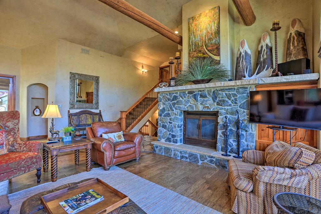 Rustic Mtn Escape, Walk To Ski Lift & Hot Tub - thumb 1