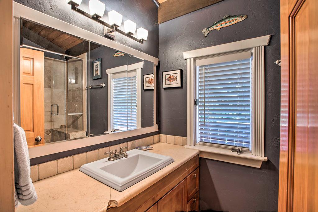 Rustic Mtn Getaway With Deck, 3Mi To Vail Resort - thumb 0
