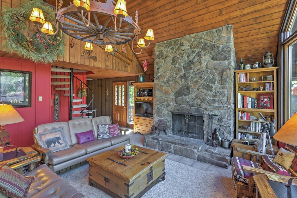 Rustic Mtn View House With Deck & Hot Tub In Breck! - thumb 0