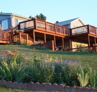 Sawin' Logs Bed  Breakfast - Accommodation Los Angeles