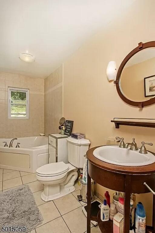 Secluded 3 Bedroom House On 5 Wooded Acreas Complete Privacy - thumb 3