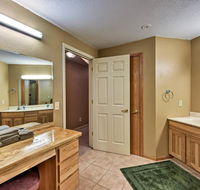 Secluded Home with 30 Acres -Mins to Lake Chetek - Accommodation Los Angeles