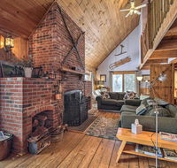 Secluded Upscale Cabin - Near Jay Peak Resort - Accommodation Los Angeles