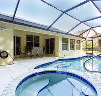 Serene  Attractive 3BR Pool - Accommodation Los Angeles