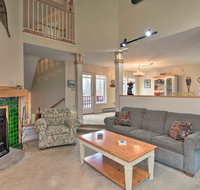 Ski-in Condo with Hot Tub on Burke Mtn Slopes! - Accommodation Los Angeles