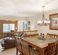 SKI-INSKI-OUT PRIVATE DECK HOT TUB - 7 SPRINGS SUNRIDGE CONDO 2BR 2BA-SLPS 9 - Accommodation Los Angeles