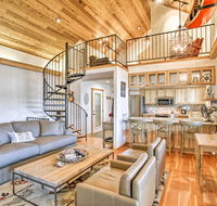 South Lake Coeur d'Alene Home with Dock & Kayaks - Accommodation Los Angeles