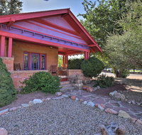 Southwestern Kanab Cottage with Patio and Views! - Accommodation Los Angeles