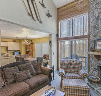 SPECTACULAR 2-LEVEL 7 SPRINGS CONDO-SWISS MOUNTAIN VILLAGE-3BR 3BA SLEEPS 12 - Accommodation Los Angeles