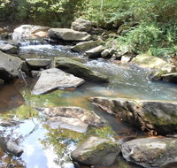 STONE CREEK LODGE ON 500 OF RUSHING SOPE'S CREEK - Accommodation Los Angeles