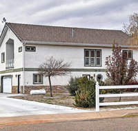 Sunny La Verkin Studio with Mtn View - 30 Min to Zion - Accommodation Los Angeles