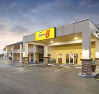 Super 8 by Wyndham Ellenton Bradenton Area - Accommodation Los Angeles