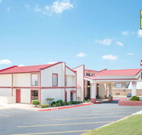 Super 8 by Wyndham Kerrville TX - Accommodation Los Angeles