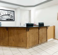 Super 8 by Wyndham Miles City - Accommodation Los Angeles