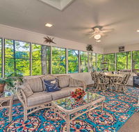 The Crystal House with Sunroom, Golf Green Views - Accommodation Los Angeles