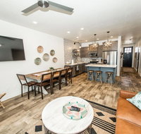 The Gathering Place by Freedom Vacation Rentals - Accommodation Los Angeles