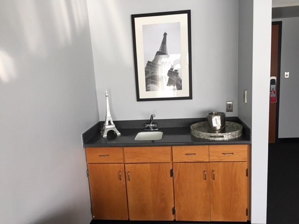 The Henson - thumb 1