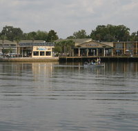 The Port Hotel and Marina - Accommodation Los Angeles