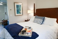 Booking La-belle Accommodation Los Angeles