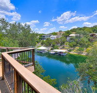 The Treehouse On Lake Travis - Accommodation Los Angeles