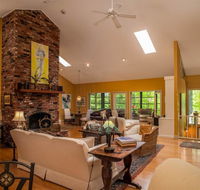 Ticoa Lake House - Accommodation Los Angeles