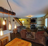 Timber Lodge Escape! Newly Updated! - Accommodation Los Angeles