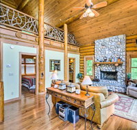 Topton Cabin with Hot Tub 2 Decks Lake  Mtn Views - Accommodation Los Angeles