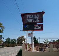 Trails Motel - Accommodation Los Angeles