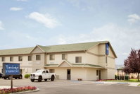 Booking Milford Accommodation Los Angeles