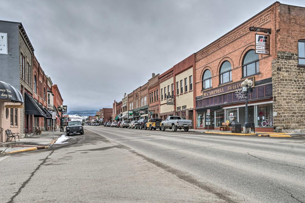 Updated Townhome W/ Hot Tub - Walk To Downtown! - thumb 2