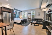 Urban Flat Apartments  San Mateo Accommodation Los Angeles