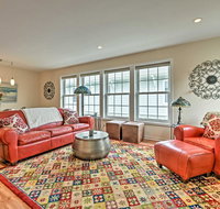 Vibrant Townhome - Walk to Douglas Beach Park - Accommodation Los Angeles